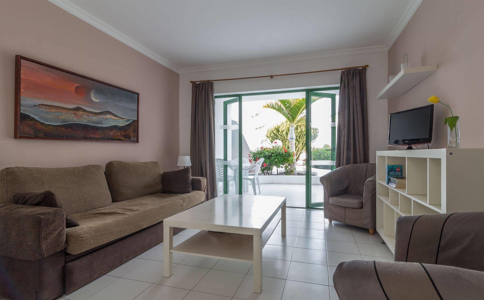 Apartamentos El Guarapo Costa Teguise Ngoại thất bức ảnh